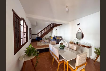 Casa à venda com 1200m², 5 quartos e 10 vagas