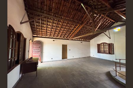 Casa à venda com 1200m², 5 quartos e 10 vagas