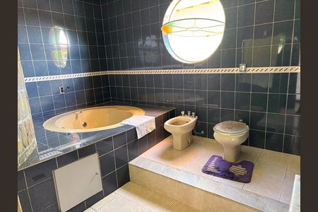 Casa à venda com 1200m², 5 quartos e 10 vagas