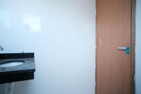 Casa à venda com 72m², 2 quartos e 1 vagaBanheiro da Suíte 2