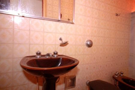 Casa à venda com 508m², 4 quartos e 2 vagasBanheiro 2