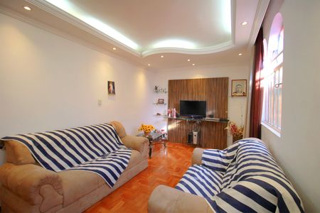 Casa à venda com 508m², 4 quartos e 2 vagasSala 3