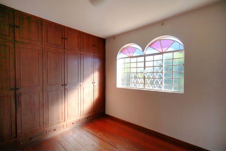 Casa à venda com 508m², 4 quartos e 2 vagasQuarto 4