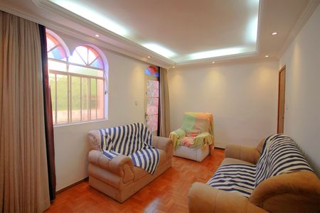 Casa à venda com 508m², 4 quartos e 2 vagasSala 3