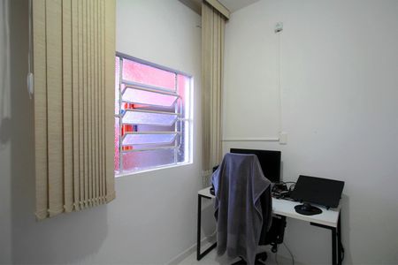 Casa à venda com 508m², 4 quartos e 2 vagasQuarto 2