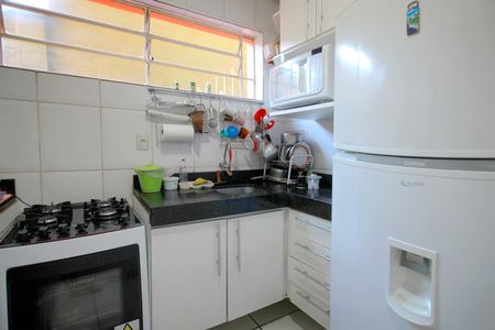 Casa à venda com 508m², 4 quartos e 2 vagasCozinha 3