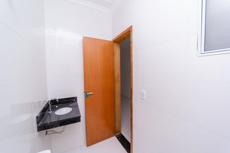 Casa à venda com 75m², 2 quartos e 1 vagaBanheiro do Quarto 1