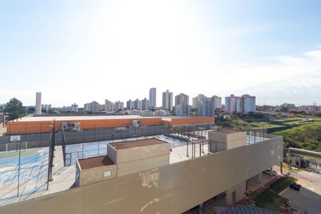 Apartamento à venda com 66m², 2 quartos e 1 vaga Apartamento à venda com 66m², 2 quartos e 1 vagaVista da Sacada