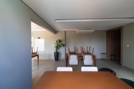 Apartamento à venda com 66m², 2 quartos e 1 vaga Apartamento à venda com 66m², 2 quartos e 1 vagaÁrea comum - Salão de festas