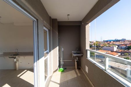 Apartamento à venda com 66m², 2 quartos e 1 vaga Apartamento à venda com 66m², 2 quartos e 1 vagaSacada