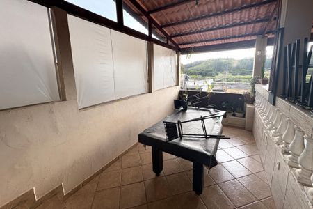 Casa à venda com 240m², 3 quartos e 3 vagasÁrea comum - Salão de Lazer