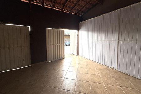 Casa à venda com 240m², 3 quartos e 3 vagasGaragem