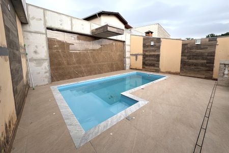 Casa à venda com 240m², 3 quartos e 3 vagasQuintal