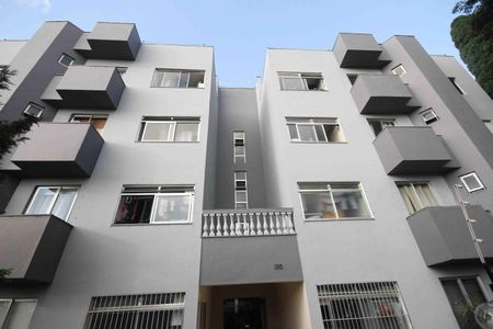 Apartamento à venda com 60m², 2 quartos e 1 vaga Apartamento à venda com 60m², 2 quartos e 1 vagaFachada