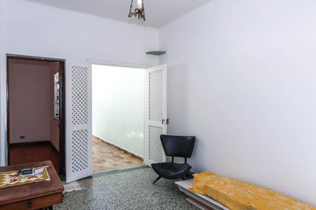 Casa à venda com 227m², 3 quartos e 2 vagas Casa à venda com 227m², 3 quartos e 2 vagasVaranda