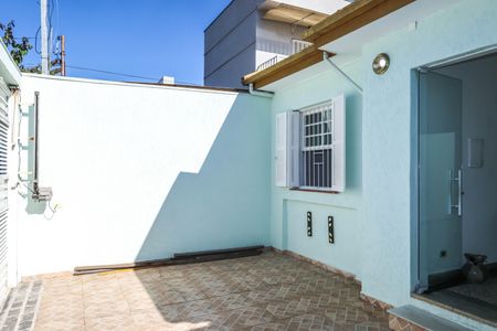 Casa à venda com 227m², 3 quartos e 2 vagas Casa à venda com 227m², 3 quartos e 2 vagasGaragem