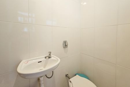 Apartamento para alugar com 185m², 3 quartos e 2 vagasBanheiro de Serviço