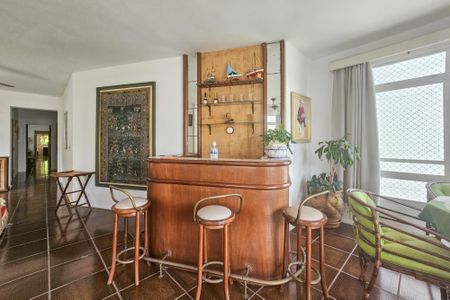 Apartamento para alugar com 185m², 3 quartos e 2 vagasSala