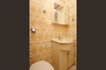 Apartamento para alugar com 120m², 3 quartos e sem vagaBanheiro 1