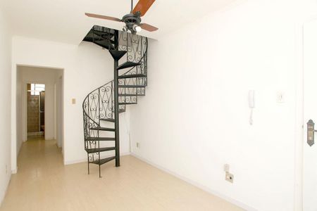 Apartamento para alugar com 120m², 3 quartos e sem vagaSala