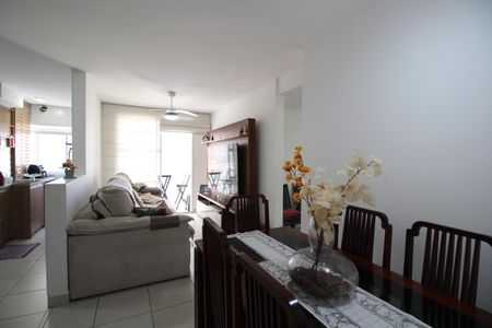 Apartamento à venda com 70m², 3 quartos e 1 vagaSala