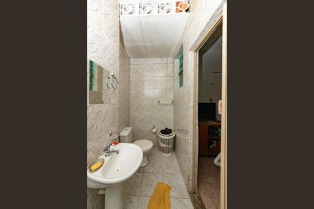 Casa à venda com 374m², 3 quartos e 1 vaga Casa à venda com 374m², 3 quartos e 1 vagaCasa 3 - Banheiro