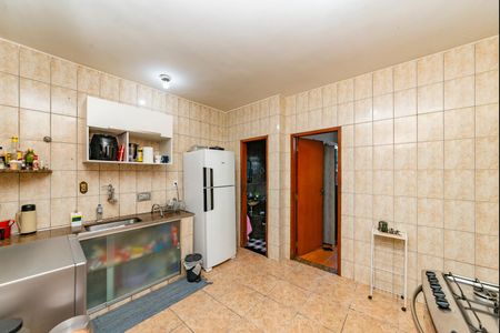 Casa à venda com 374m², 3 quartos e 1 vaga Casa à venda com 374m², 3 quartos e 1 vagaCozinha