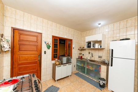 Casa à venda com 374m², 3 quartos e 1 vaga Casa à venda com 374m², 3 quartos e 1 vagaCozinha