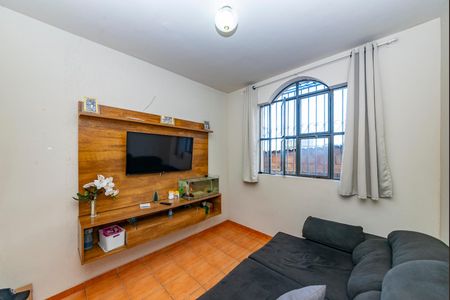 Casa à venda com 374m², 3 quartos e 1 vaga Casa à venda com 374m², 3 quartos e 1 vagaSala 2