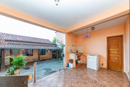 Casa à venda com 374m², 3 quartos e 1 vaga Casa à venda com 374m², 3 quartos e 1 vagaÁrea de Serviço