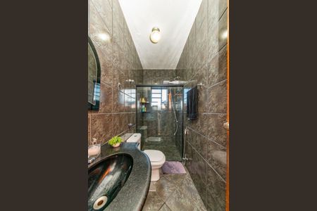 Casa à venda com 374m², 3 quartos e 1 vaga Casa à venda com 374m², 3 quartos e 1 vagaBanheiro Social