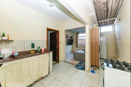 Casa à venda com 374m², 3 quartos e 1 vaga Casa à venda com 374m², 3 quartos e 1 vagaCasa 2 - Cozinha