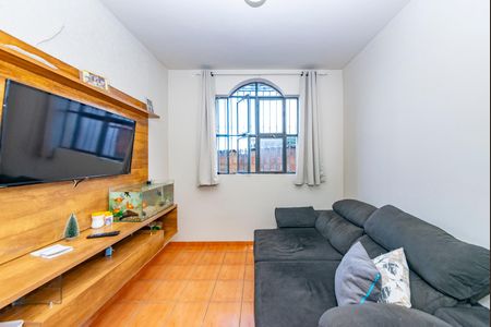 Casa à venda com 374m², 3 quartos e 1 vaga Casa à venda com 374m², 3 quartos e 1 vagaSala 2