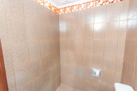 Casa à venda com 125m², 2 quartos e 2 vagasBanheiro de serviço