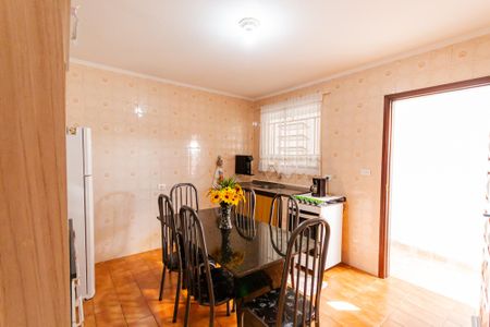 Casa à venda com 125m², 2 quartos e 2 vagasCozinha