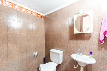 Casa à venda com 125m², 2 quartos e 2 vagasBanheiro de serviço