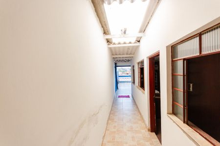 Casa à venda com 125m², 2 quartos e 2 vagasCorredor Externo