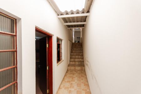 Casa à venda com 125m², 2 quartos e 2 vagasCorredor Externo