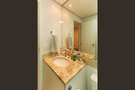 Apartamento à venda com 122m², 3 quartos e 2 vagasBanheiro da Suíte 1