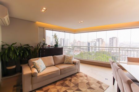 Apartamento à venda com 122m², 3 quartos e 2 vagasVaranda