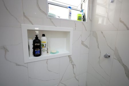 Casa à venda com 87m², 2 quartos e 2 vagasBanheiro