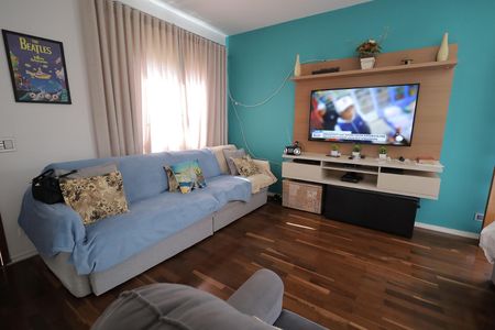 Casa à venda com 87m², 2 quartos e 2 vagasSala