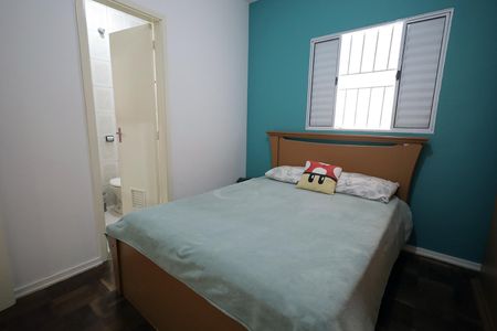 Casa à venda com 87m², 2 quartos e 2 vagas Suíte