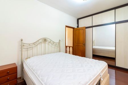 Casa à venda com 230m², 4 quartos e 3 vagasSuíte 1