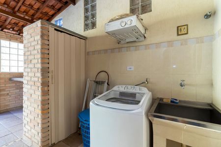 Casa à venda com 230m², 4 quartos e 3 vagasÁrea de Serviço