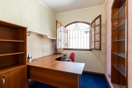 Casa à venda com 230m², 4 quartos e 3 vagasQuarto 