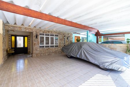 Casa à venda com 230m², 4 quartos e 3 vagasGaragem