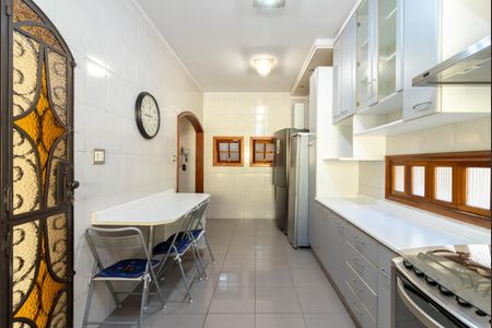 Casa à venda com 230m², 4 quartos e 3 vagasCozinha