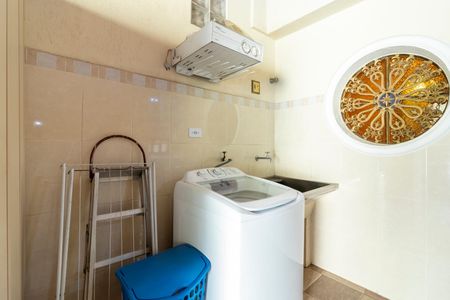 Casa à venda com 230m², 4 quartos e 3 vagasÁrea de Serviço