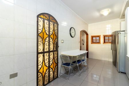 Casa à venda com 230m², 4 quartos e 3 vagasCozinha